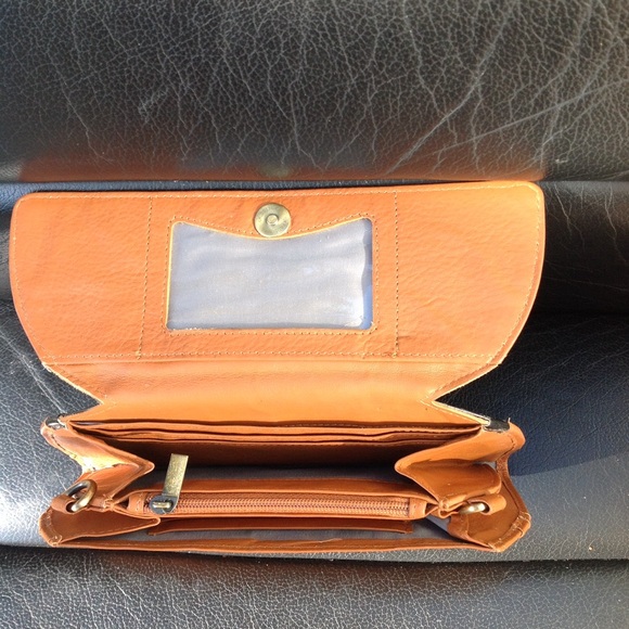 Rogue RDF ostrich wallet - Picture 2 of 3